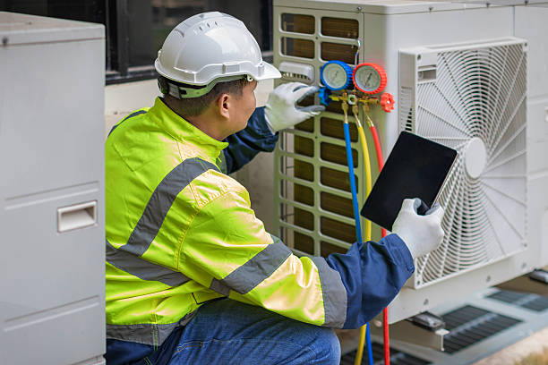 Professional Hvac Maintenance technician working in Camden Wyoming, DE